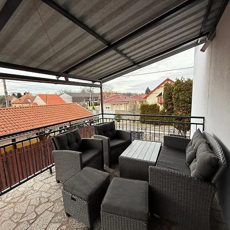 Tereza Πανσιόν Veľký Meder